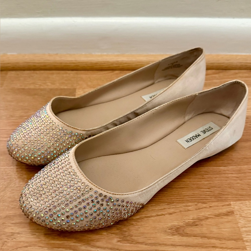 Steve Madden Pale Pink / Blush /  Rhinestone Flats